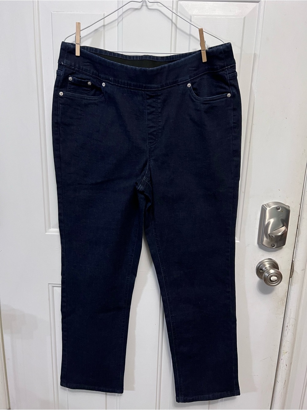 Denim & Co D&Co Cozy Touch Pull On Jeans Women’s 16 Dark Wash Straight Leg